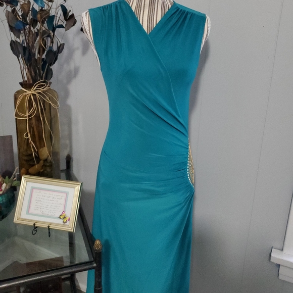Belinda Dresses & Skirts - Sleeveless Dress with Embellishment to Hip